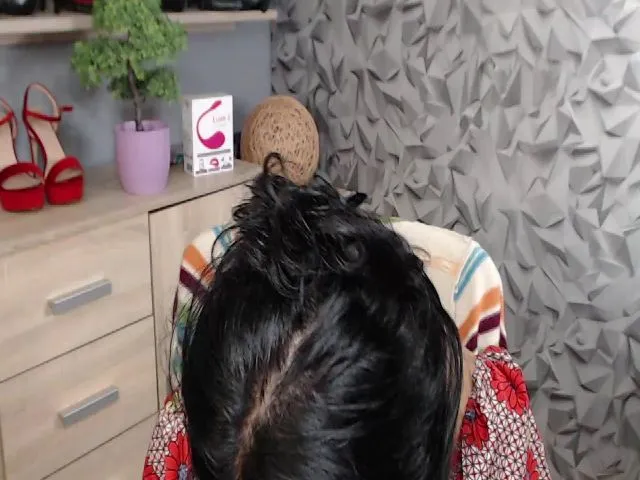 Live sex webcam photo for DESIREellen #274656137