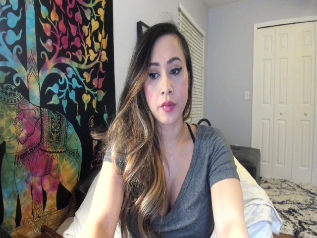 Live sex webcam photo for DOWNLOADS #273917552