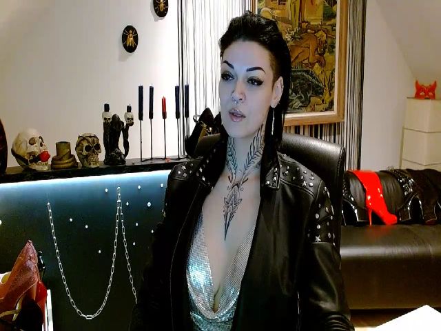 Live sex webcam photo for DaemonInk #271819210