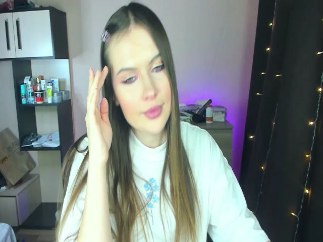 Live sex webcam photo for Daisymarly #272983187