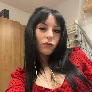 Live sex webcam photo for Daisyrandone #291288227