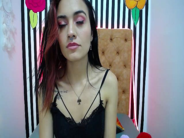 Live sex webcam photo for DaliaWet1 #273140068