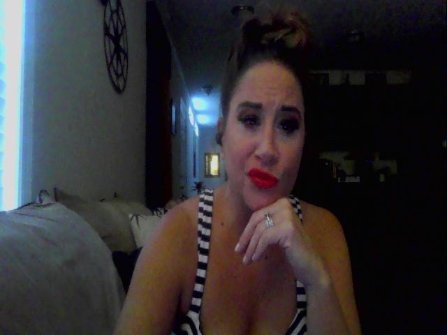 Live sex webcam photo for DaniBrasshole #274554685