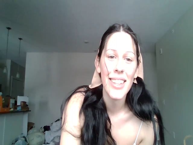 Live sex webcam photo for DaniDelphine #272586840