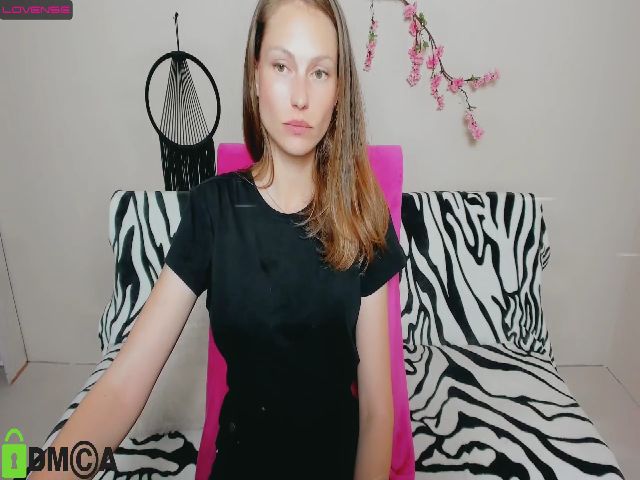 Live sex webcam photo for DarkAngellla #274436393