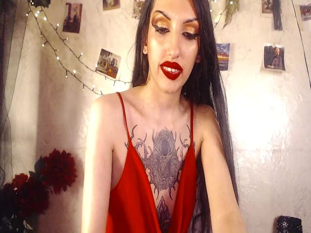 Live sex webcam photo for DarkSpaceSun #274095408