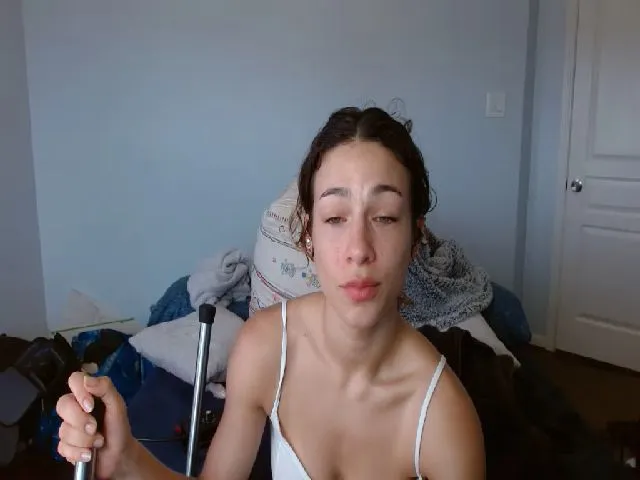 Live sex webcam photo for Dashybunny #273639354