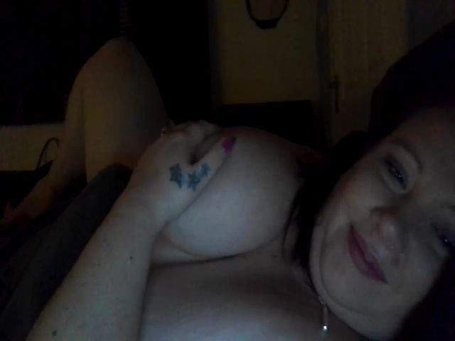 Live sex webcam photo for DasiyLaneBBW #275346901