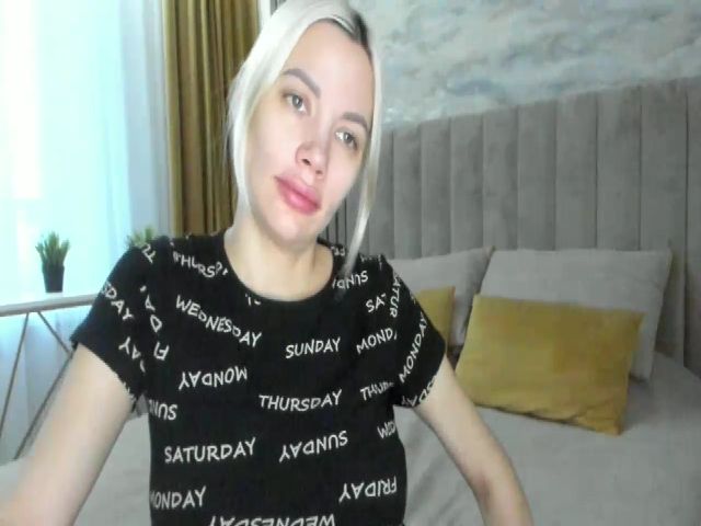 Live sex webcam photo for DayanaGrey_ #271906344