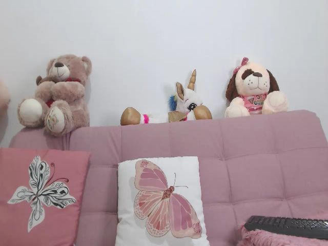 Live sex webcam photo for Delfinlana #272755152