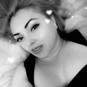 Live sex webcam photo for DeliciousMony #290749550