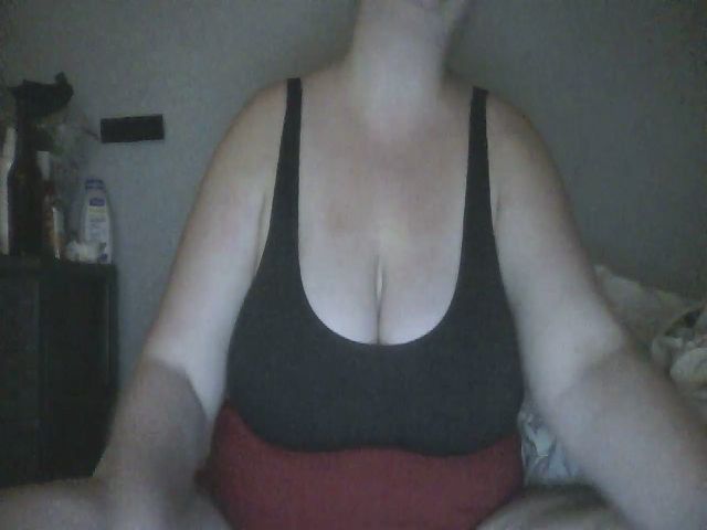 Live sex webcam photo for DestinyDay3 #271939929