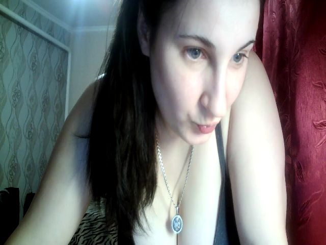 Live sex webcam photo for Dia9You #272532072