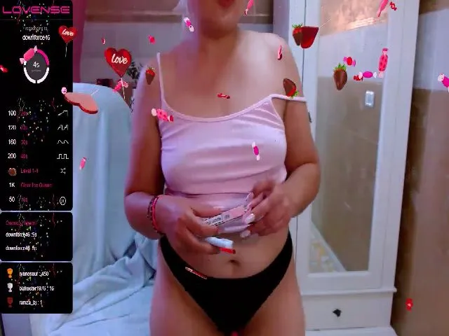 Live sex webcam photo for DiabolicGIrl #273611838