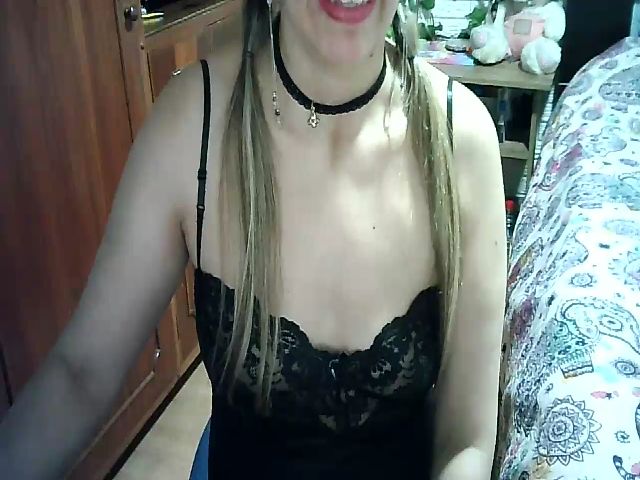 Live sex webcam photo for DianaRouse #287896635
