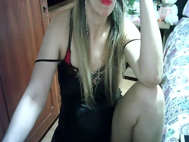 Live sex webcam photo for DianaRouse #287896637