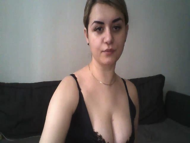 Live sex webcam photo for DianeDirect #272327992