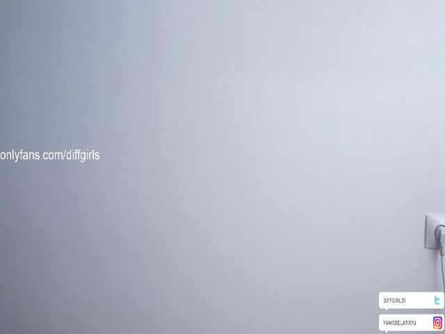 Live sex webcam photo for Diffgirl_ #272040835