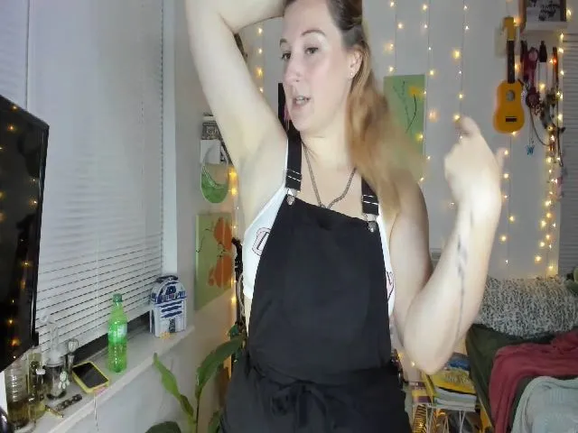 Live sex webcam photo for DinoDarling #273717828