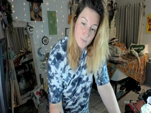 Live sex webcam photo for DinoDarling #274027605