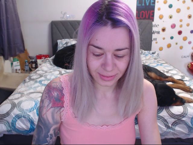 Live sex webcam photo for Directgirl #272397574