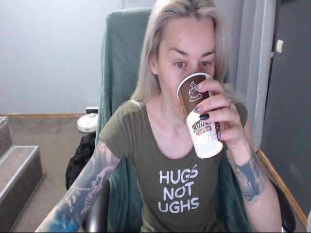 Live sex webcam photo for Directgirl #273408261