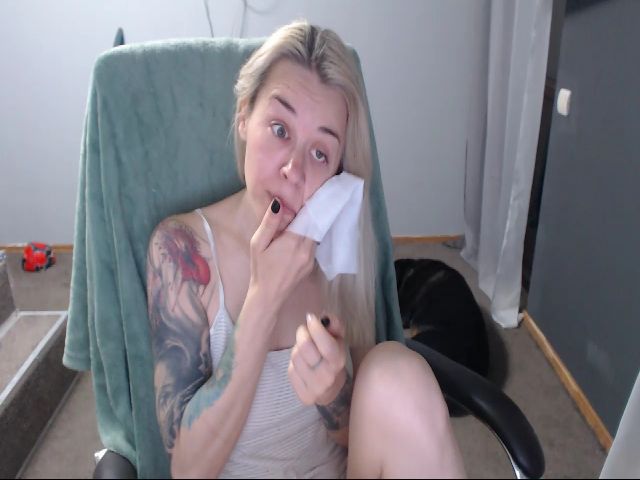 Live sex webcam photo for Directgirl #273589330