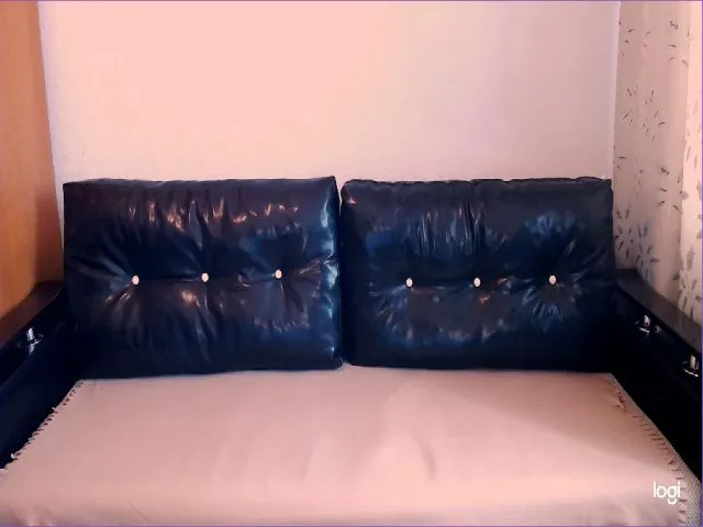 Live sex webcam photo for Dolce_Mimi #272421647
