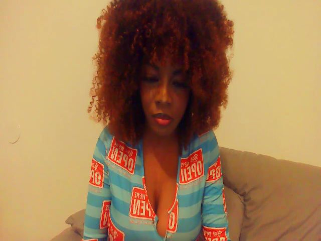 Live sex webcam photo for Dollfaceniah #273402679