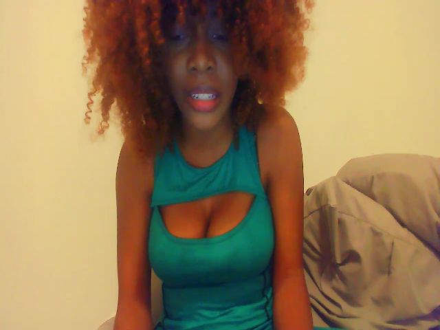 Live sex webcam photo for Dollfaceniah #273642523