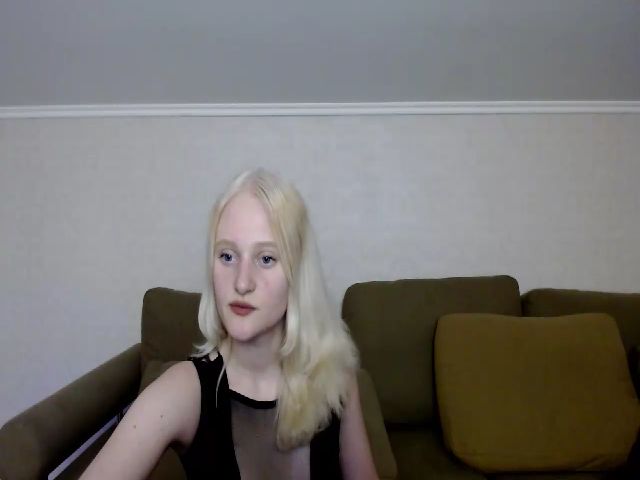 Live sex webcam photo for DominikaCat #274368046