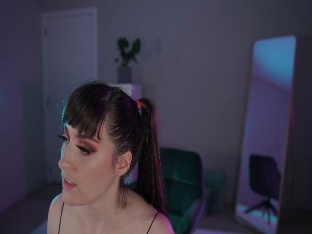 Live sex webcam photo for DominoFaye #273617269