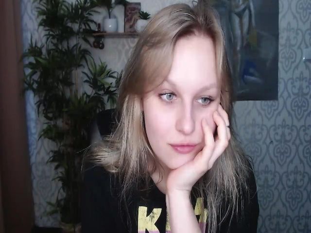 Live sex webcam photo for Dorina_xX #272451253