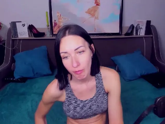 Live sex webcam photo for DorothyRoze #271908521