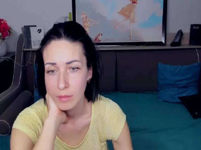 Live sex webcam photo for DorothyRoze #272194450