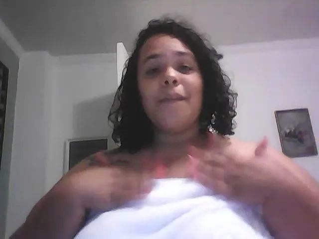 Live sex webcam photo for Dottiepuss #274436887