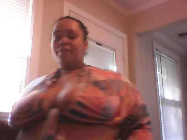 Live sex webcam photo for Dottiepuss #274558160