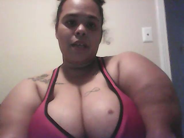 Live sex webcam photo for Dottiepuss #274810331