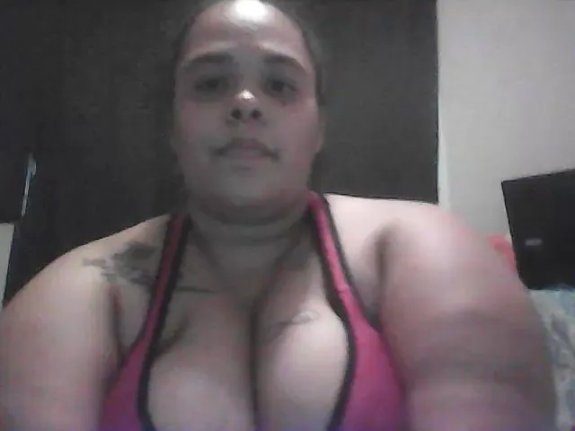 Live sex webcam photo for Dottiepuss #274818324