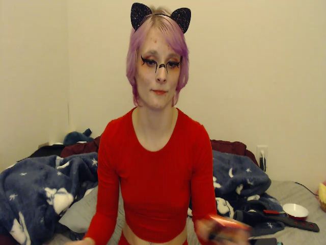 Live sex webcam photo for DragonKitty69 #271836939