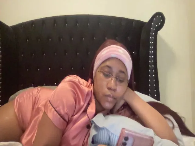 Live sex webcam photo for DrayaNicole1 #274248384
