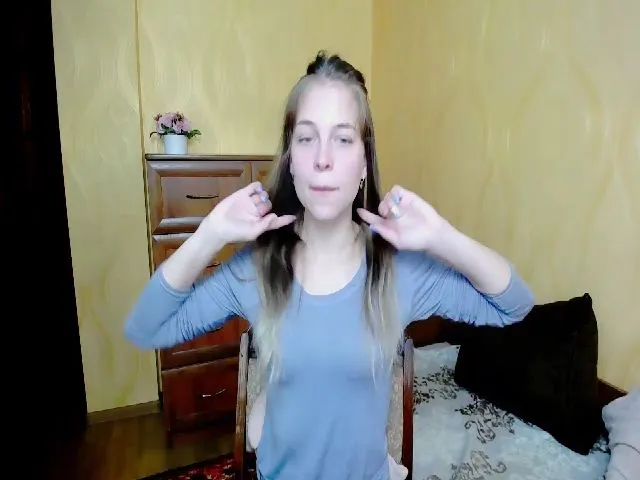 Live sex webcam photo for DreamBlondy #273344357