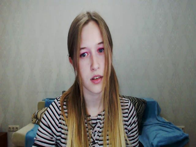 Live sex webcam photo for DreamPeach #273471777