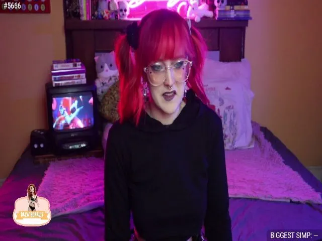 Live sex webcam photo for DrewBerries #271767609