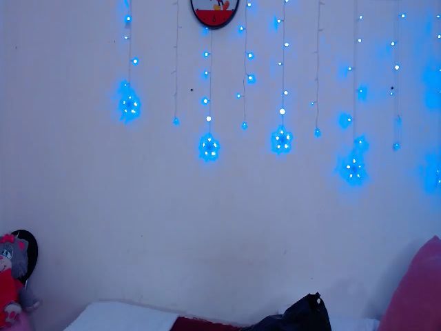 Live sex webcam photo for Dulce_maria_y #271971384