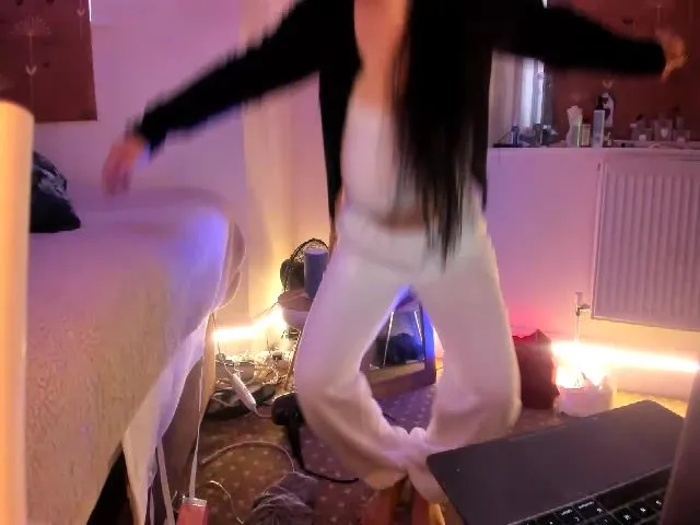 Live sex webcam photo for dumplinghyuga #272617193