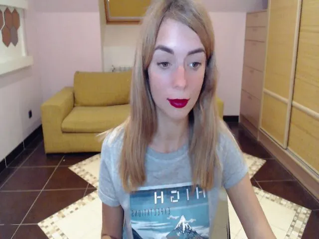 Live sex webcam photo for ELLIEFLOYD #274199490