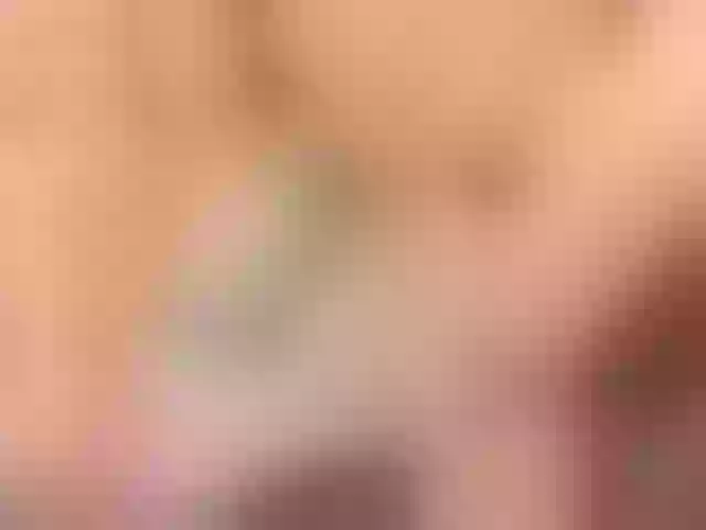 Live sex webcam photo for EMI_333 #273504108