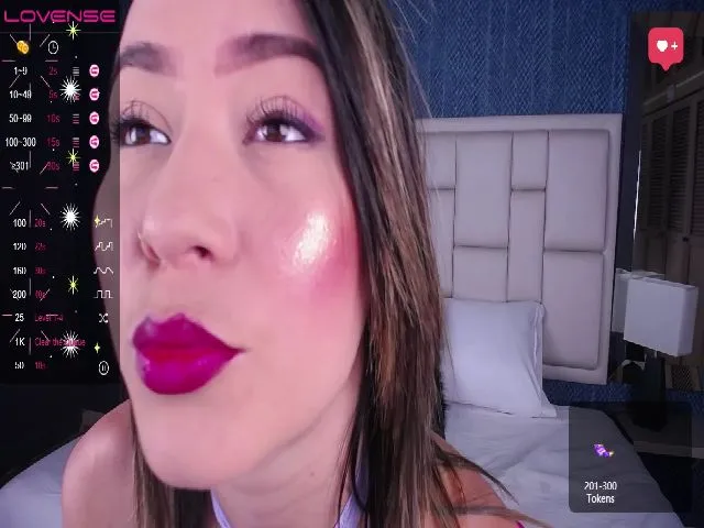 Live sex webcam photo for ETHANJARA #273488858