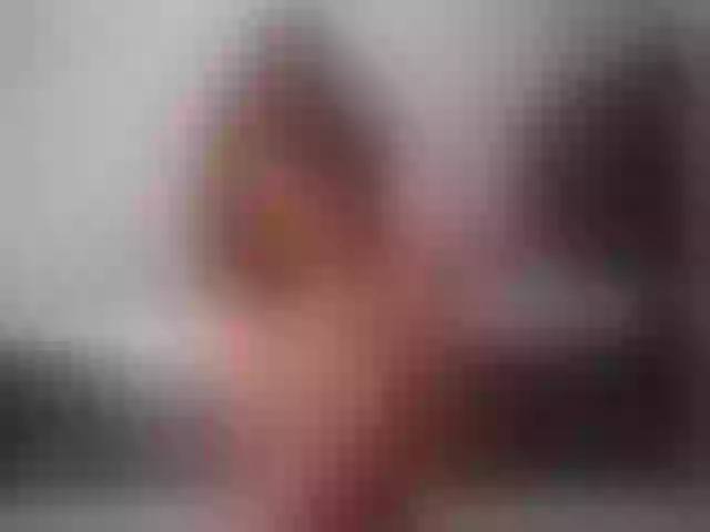 Live sex webcam photo for EbonyGolds #272355407
